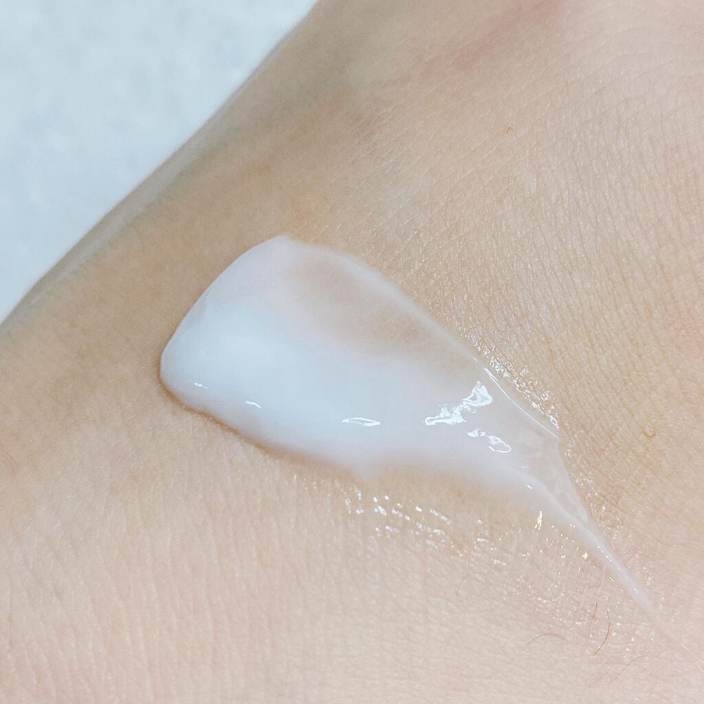 youcosme のクチコミ「ライスパワーでもっちりふわふわ肌🤍
軽いけどしっかり潤う
#米肌 の #肌潤ジェルクリーム ☁.....」（3枚目）