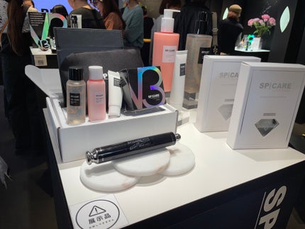 V3 エキサイティングファンデーション/SPICARE/クッションファンデーションを使ったクチコミ(2枚目)