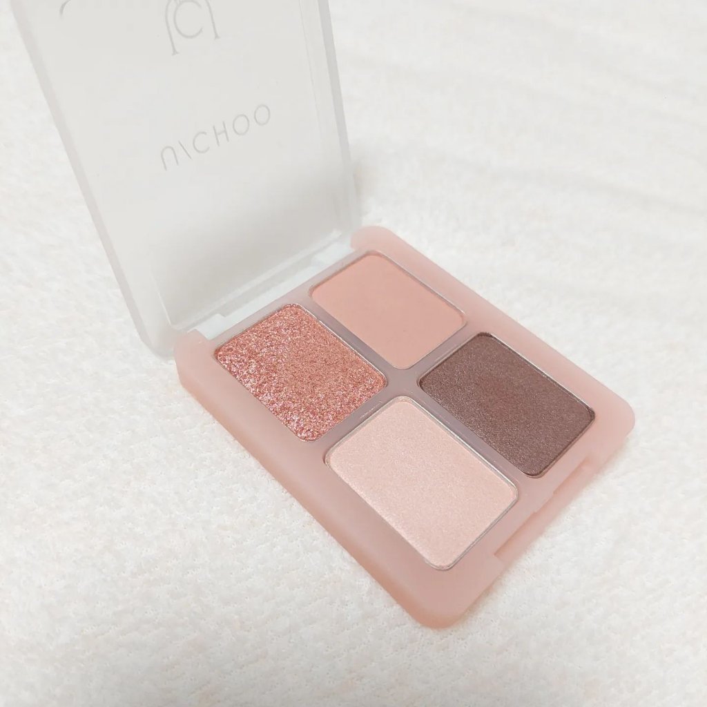  ワオ アイ グリッター グロウイングシルバー(GLOWING SILVER)/U/CHOO/グリッターを使ったクチコミ（3枚目）