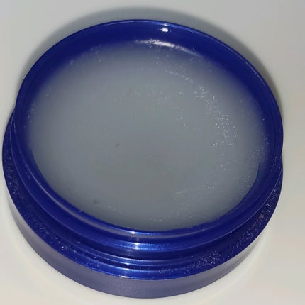 ニベア クリームケア リップバーム はちみつの香り/ニベア/リップケアを使ったクチコミ(2枚目)