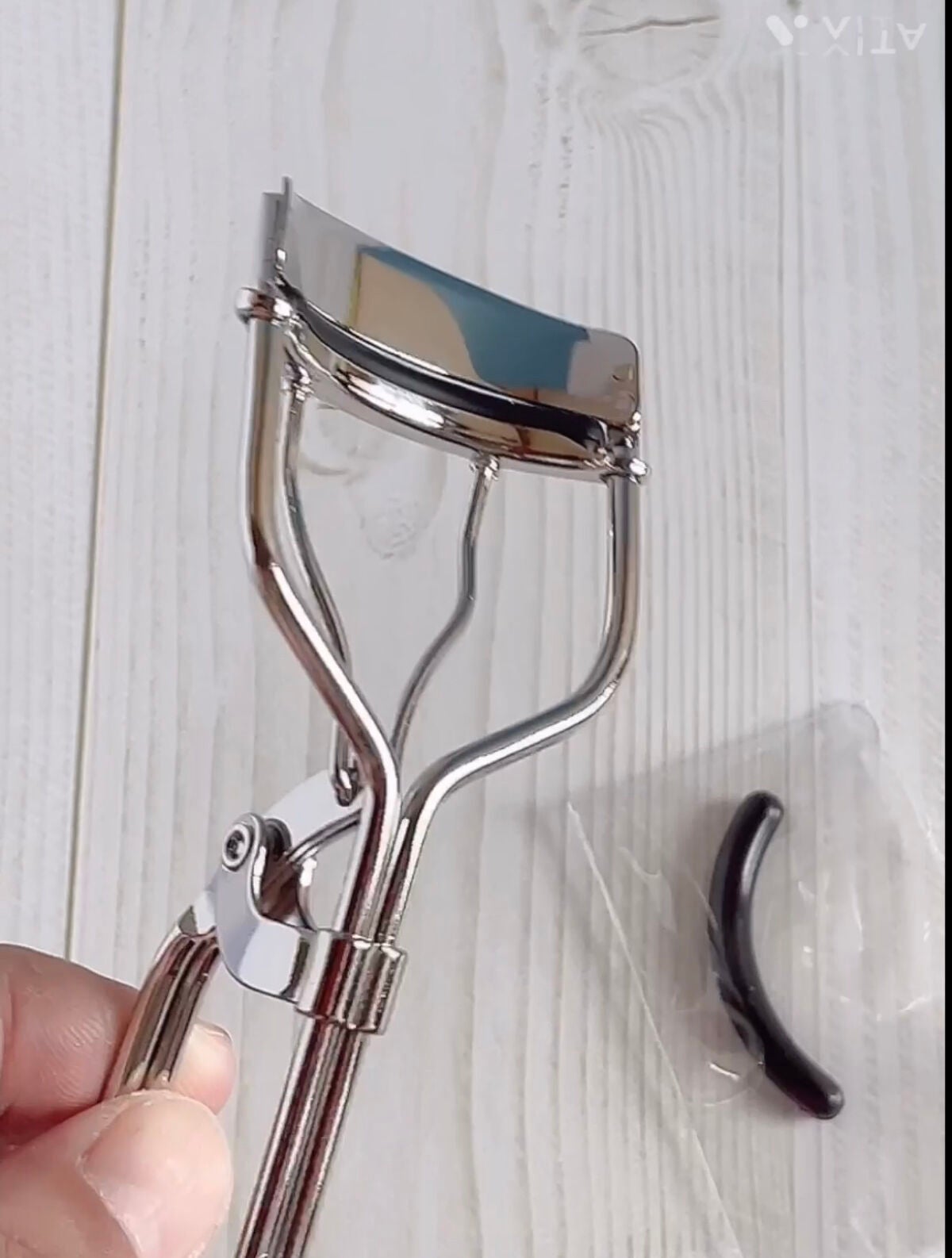 MFLアイラッシュカーラー/moitiful/ビューラーを使ったクチコミ(2枚目)