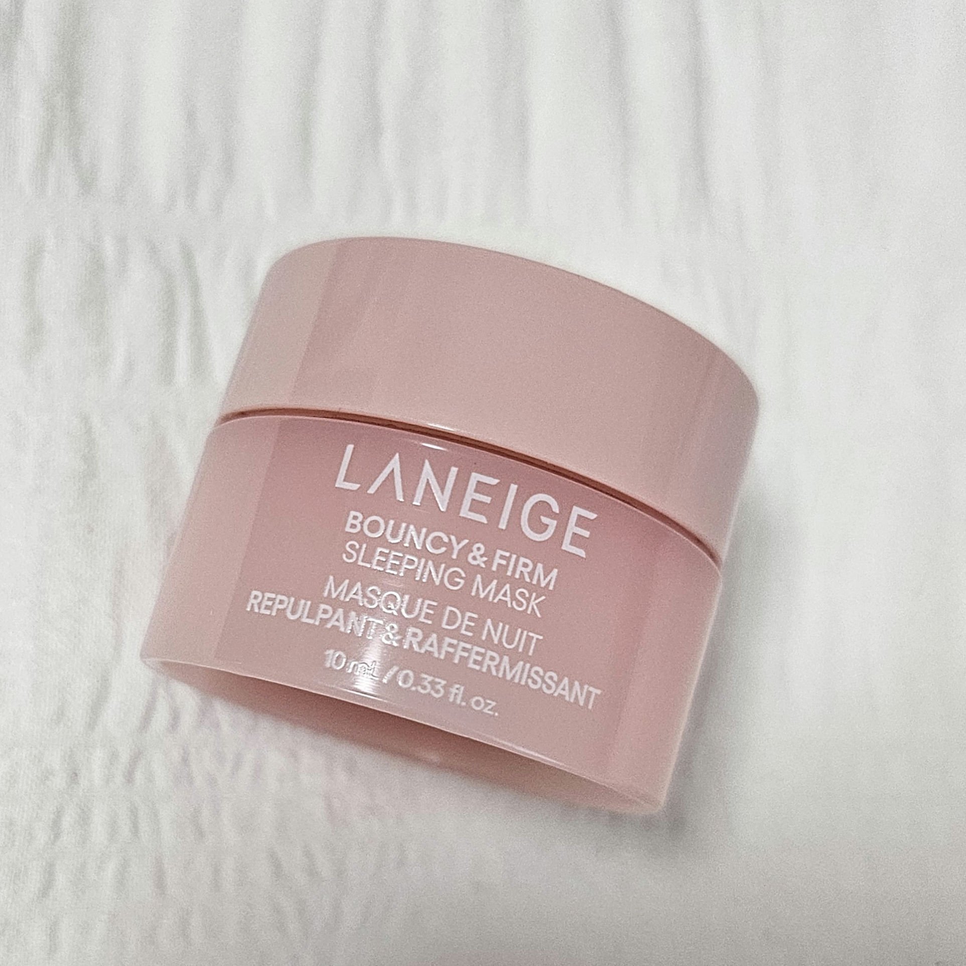 LANEIGE
バウンシースリーピングマスク ミニサイズ

リップスリーピングマスクとリップグロウィバームを買った時に試供品で頂いたミニサイズ!!

ずっと気になってた商品で、試してみたかったから嬉しい♥️

早速使ってみたけど、次の日の朝