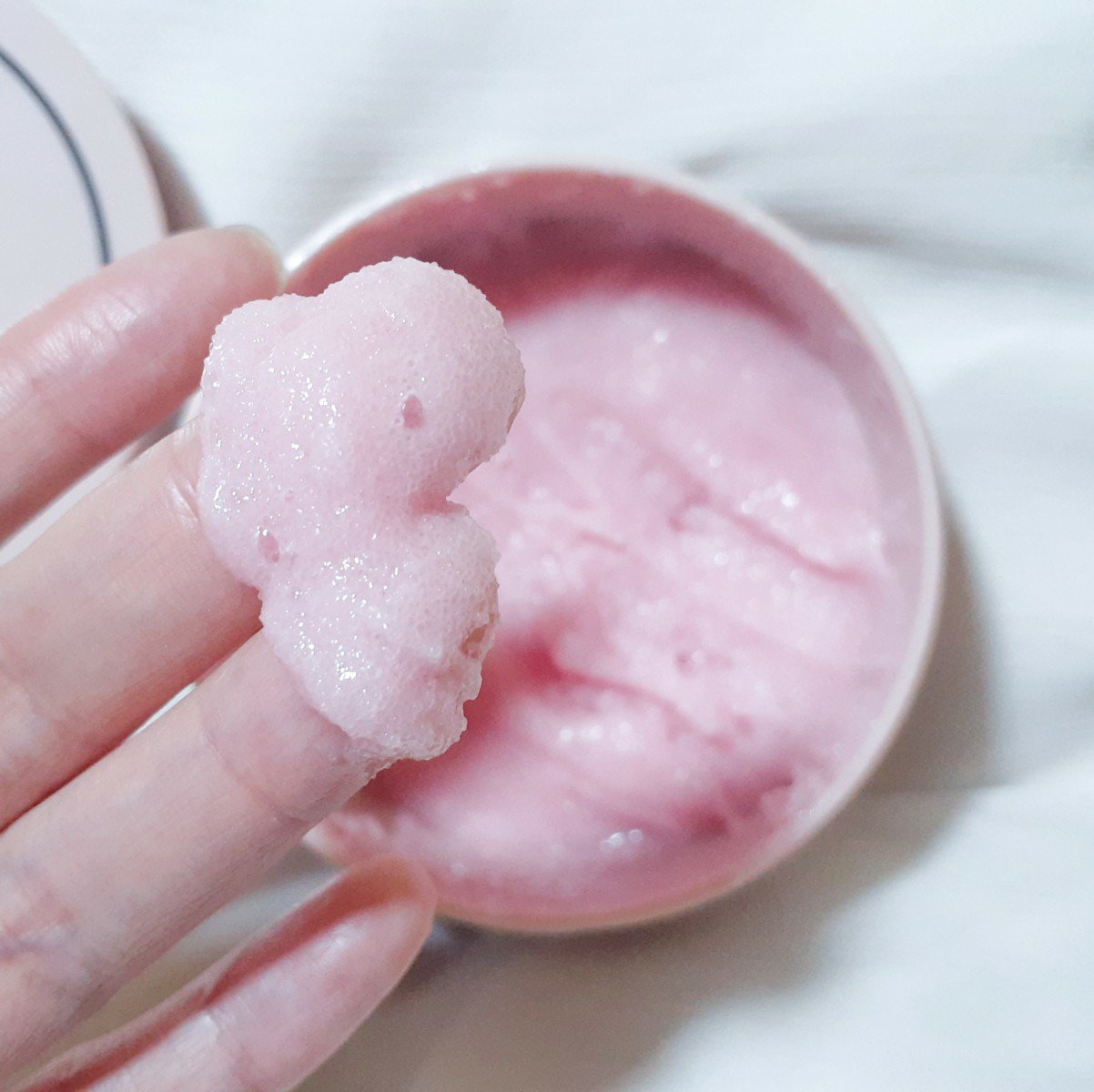 Q+Me スウィート ボム タラソ スクラブ/AGARISM/バストケア・ヒップケアを使ったクチコミ（3枚目）