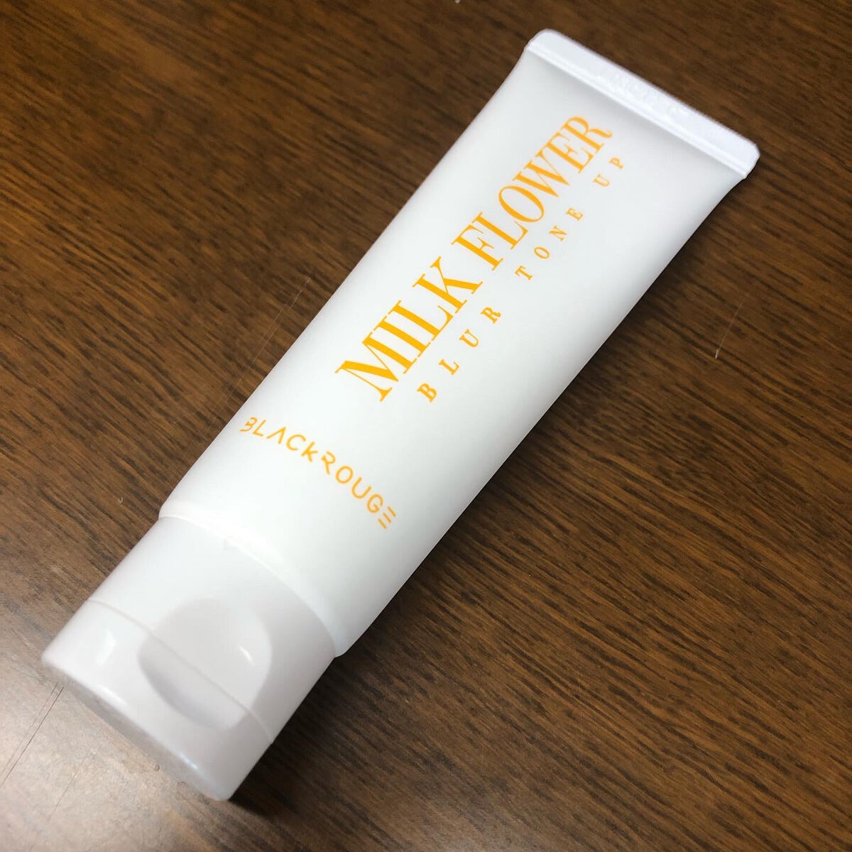 BLACK ROUGE MILK FLOWER BLUR TONE UPのクチコミ「BLACK ROUGE ミルクフラワーブラートーンアップ
をレビューしていきます！

BLAC.....」（1枚目）