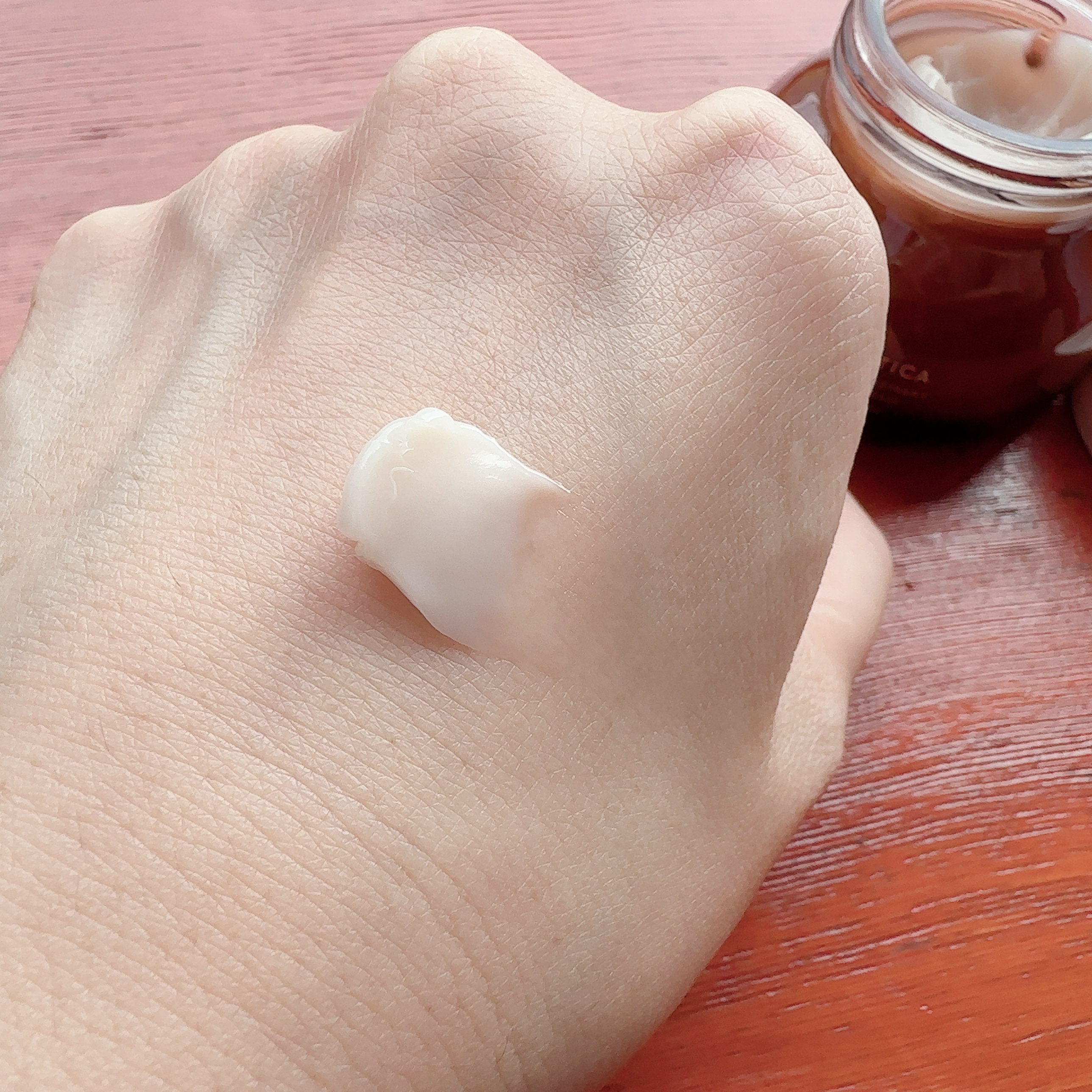 バイタライジングローズマリーファーミングクリーム/AROMATICA/フェイスクリームを使ったクチコミ（3枚目）