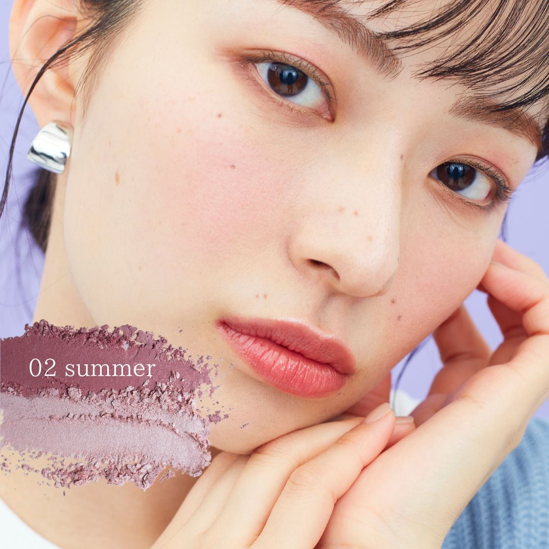 柔らかな青みピンクのチークカラー。
白味を含んだピンクは、ふんわりと優しく肌に色づきます💖

-----------
STEIASUR
フィット my カラーパレット

02 summer  - 3,850円(税込)
----------