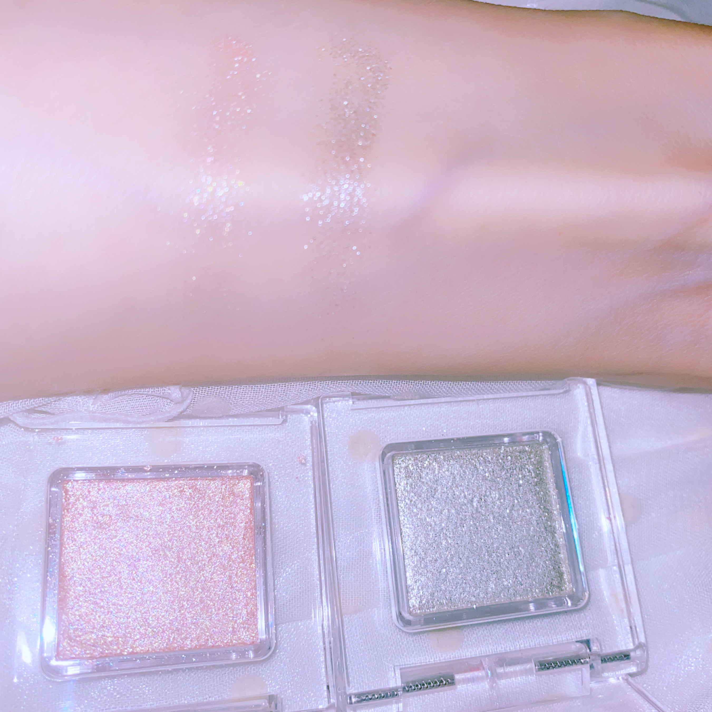 ニュアンスカラー シャドウ キラキラリン(限定）/BABYMEE/単色アイシャドウを使ったクチコミ（3枚目）