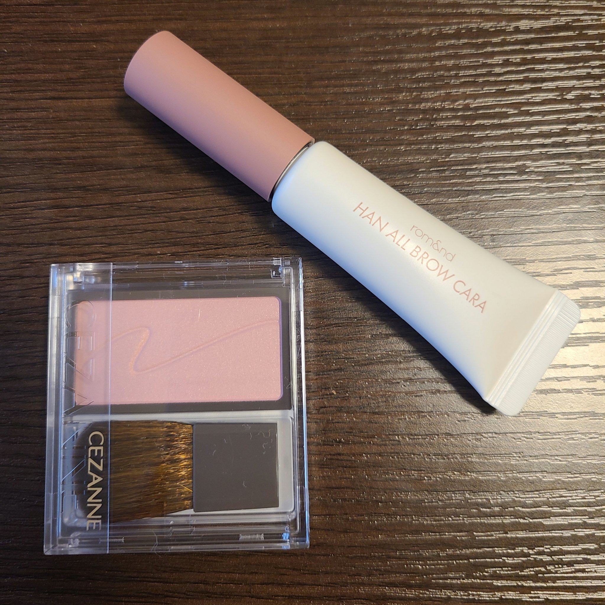 🌟今日の購入品🌟

rom&ndハンオールブロウカラー
05ダスキーローズDUSKY ROSE
…03がよすぎて多色買いしました❣️

CEZANNEチークブラッシュ
03ミルクモーヴ
…YouTubeでおすすめしている方が多かったので