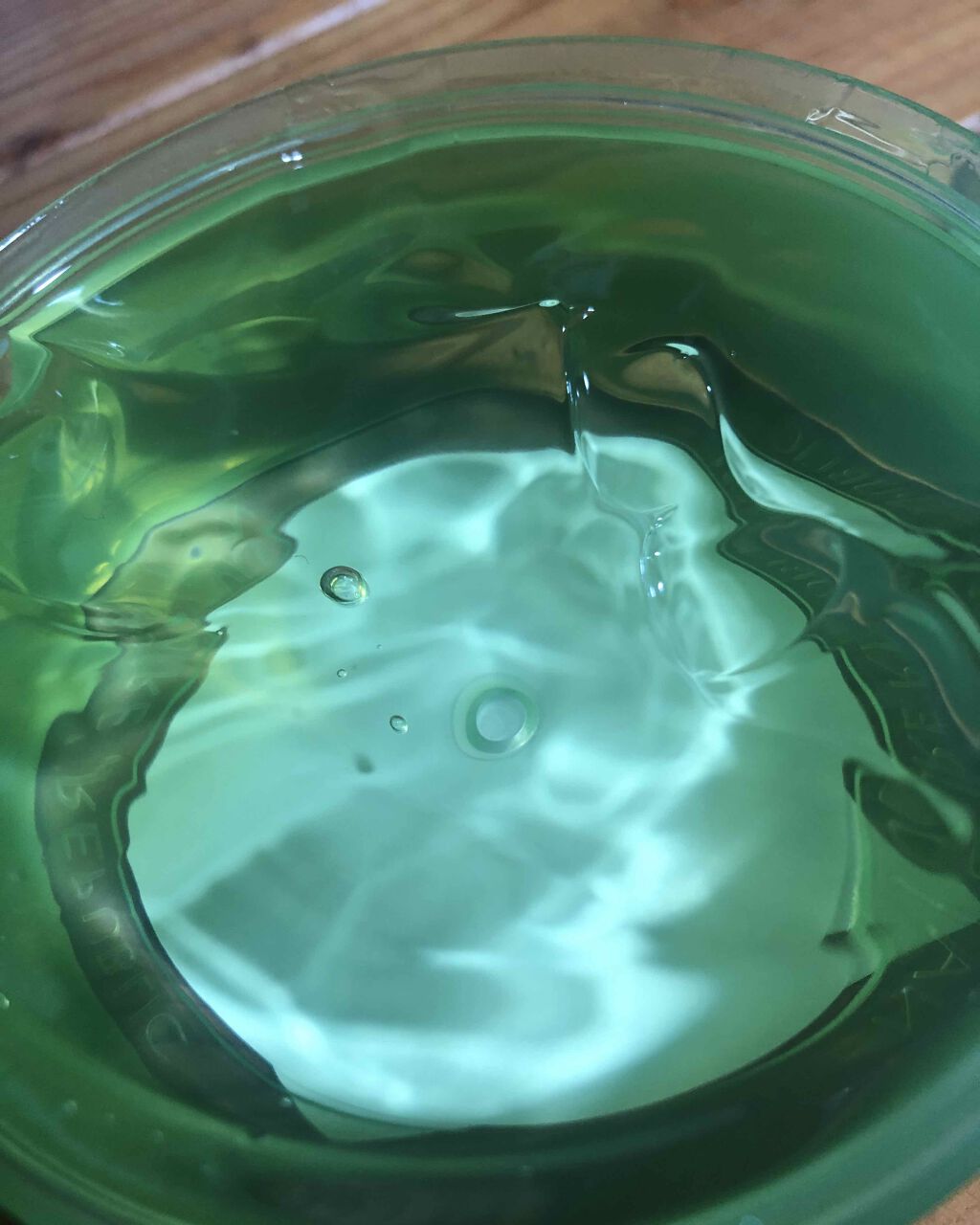 マイルド＆モイスチャーアロエジェル/ネイチャーリパブリック/ボディローションを使ったクチコミ（2枚目）