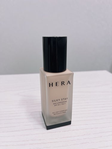 シルキーステイファンデーション 21N/HERA/リキッドファンデーションの画像