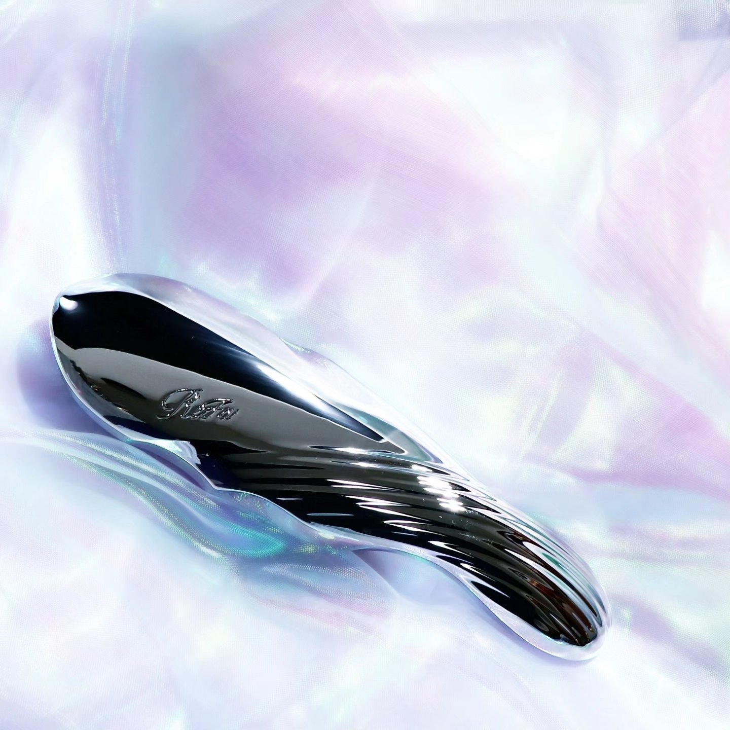 リファイオンケアブラシ/ReFa/スカルプブラシを使ったクチコミ（1枚目）