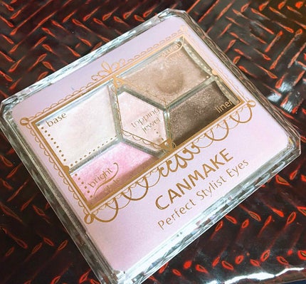 【旧品】パーフェクトスタイリストアイズ/キャンメイク/アイシャドウパレットを使ったクチコミ(1枚目)