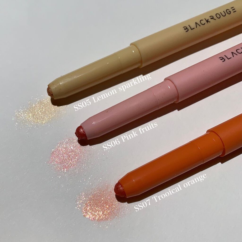 パワープルーフスティックシャドウ/BLACK ROUGE/スティックアイシャドウを使ったクチコミ（1枚目）