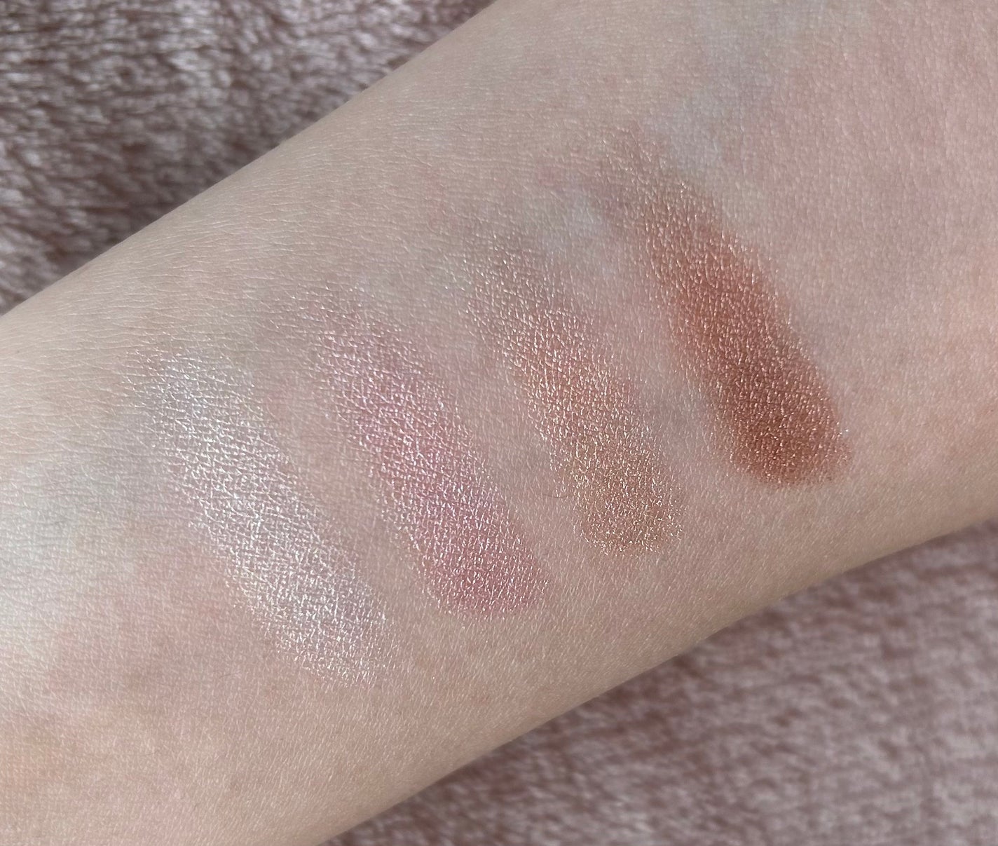 ディオール バックステージ フェイス グロウ パレット/Dior/ハイライトを使ったクチコミ(3枚目)
