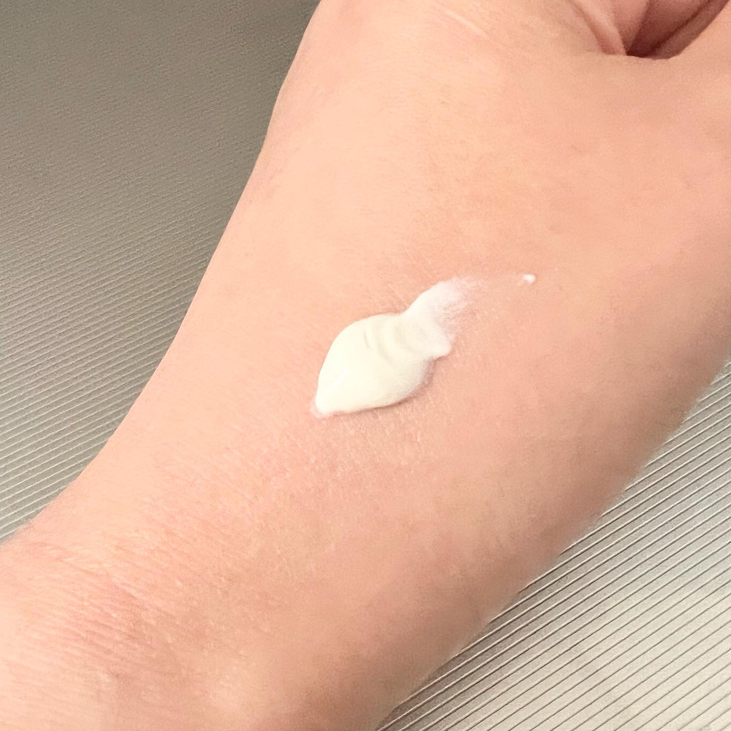 UVディープモイスチャーサンクリーム マリングリーン/JMsolution/日焼け止めクリームを使ったクチコミ（3枚目）