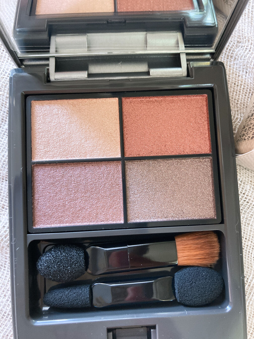 パレットアイシャドウ/＆be/アイシャドウパレットを使ったクチコミ（3枚目）