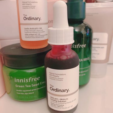 The Ordinary
AHA 30% + BHA 2% Peeling Solution

血みどろピーリング使ってみました。
痛いと聞くので恐る恐る…。
少しピリピリしましたが、少しすると落ち着い