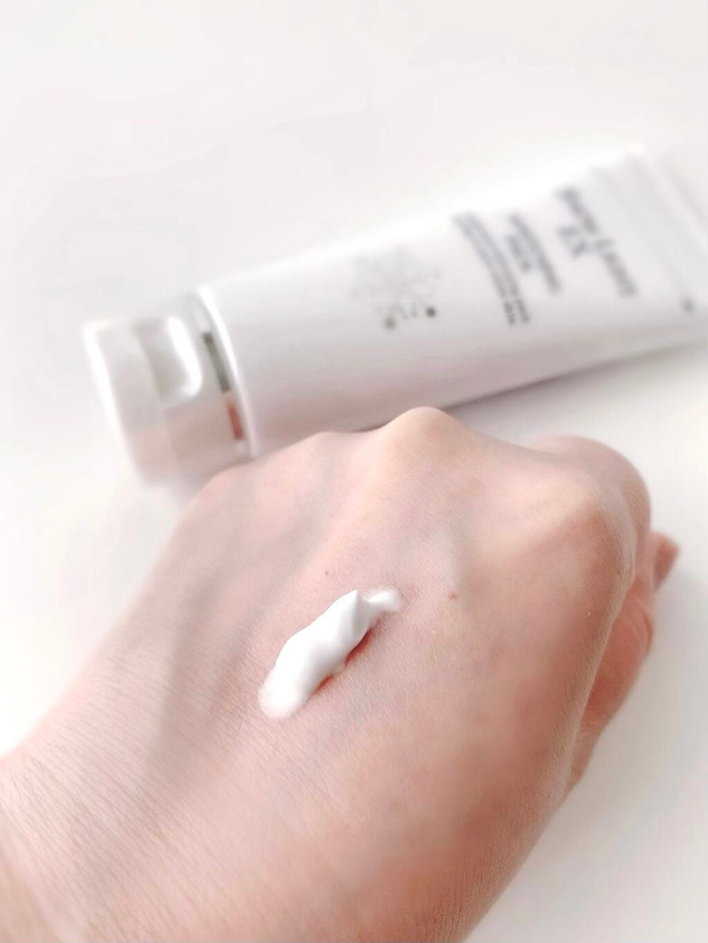 スノーライトEX<チューブ>/VITOWA/洗い流すパック・マスクを使ったクチコミ(2枚目)