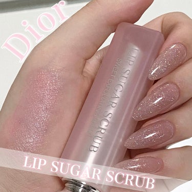 \ほんのり色ずくリップスクラブ/

☙Dior アディクト スクラブ＆バーム 002☙

限定品だったので、今は購入出来ないかもしれないのですがとてもお気に入りなリップです☁*

着け心地が軽く、血色感