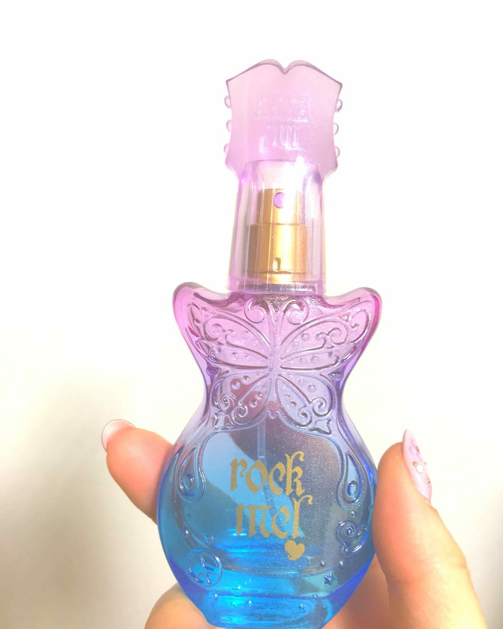 あやや on LIPS 「かなり前に発売になった香水です😅ANNASUIの香水はパケも香..」(1枚目)