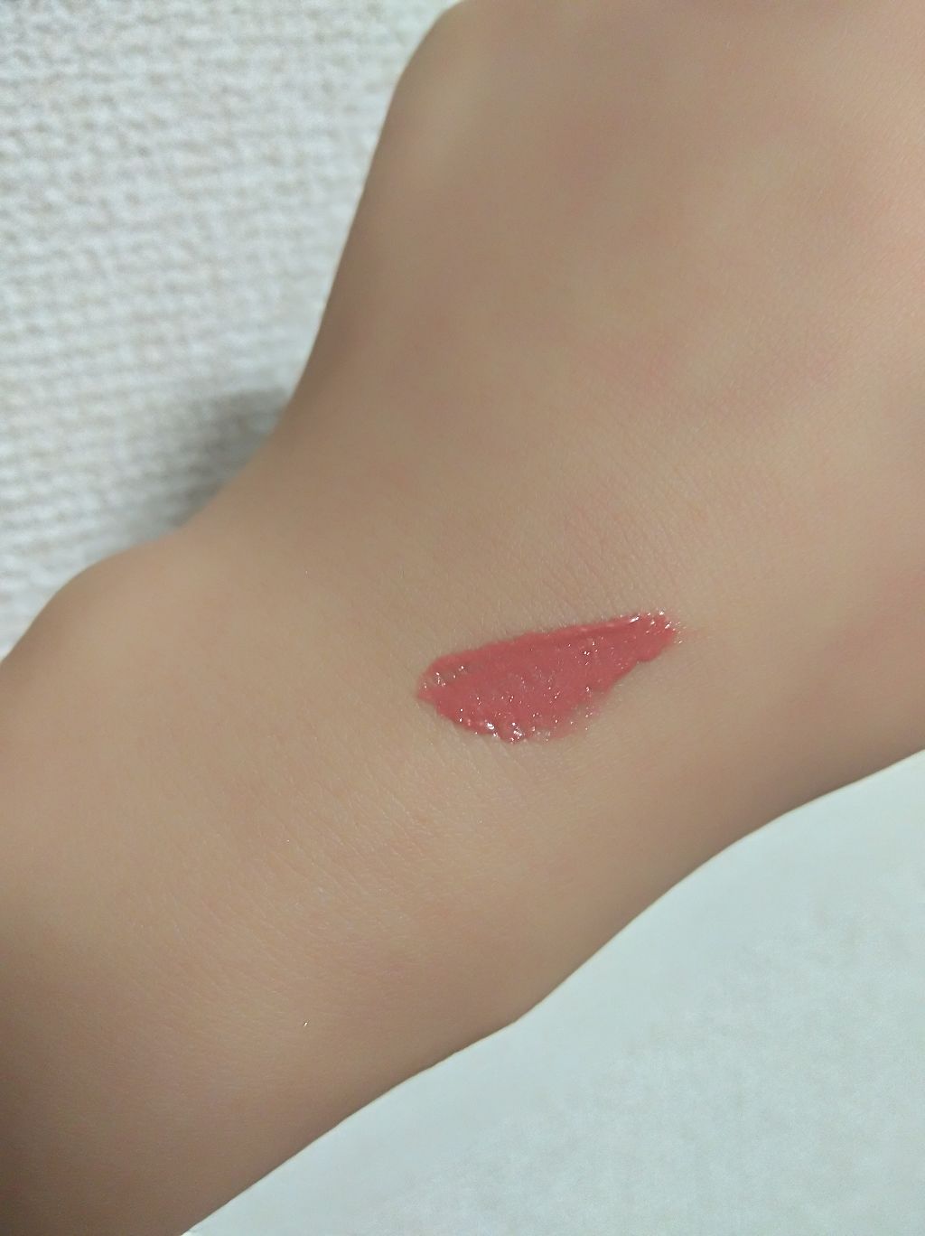 LIP38℃＜+1℃ SWIRL：渦＞/UZU BY FLOWFUSHI/リップケアを使ったクチコミ（2枚目）