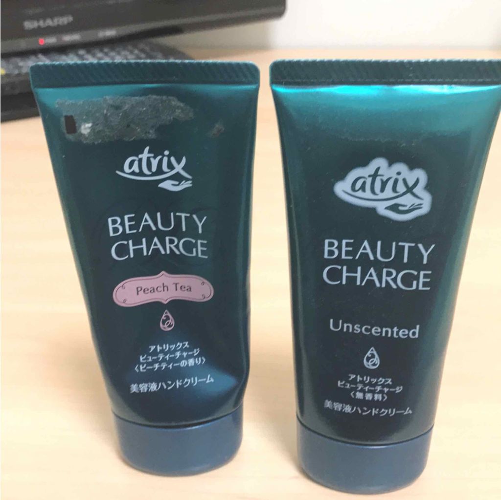 メモ

アトリックス
ビューティーチャージ  
ピーチティーの香り、無香料

コエンリッチQ10
ナイトリニュー  ハンドクリーム
フルーティフローラルの香り

アトリックスは日中用、Q10は夜用
アトリックスは塗ってもベタつかないがいい
