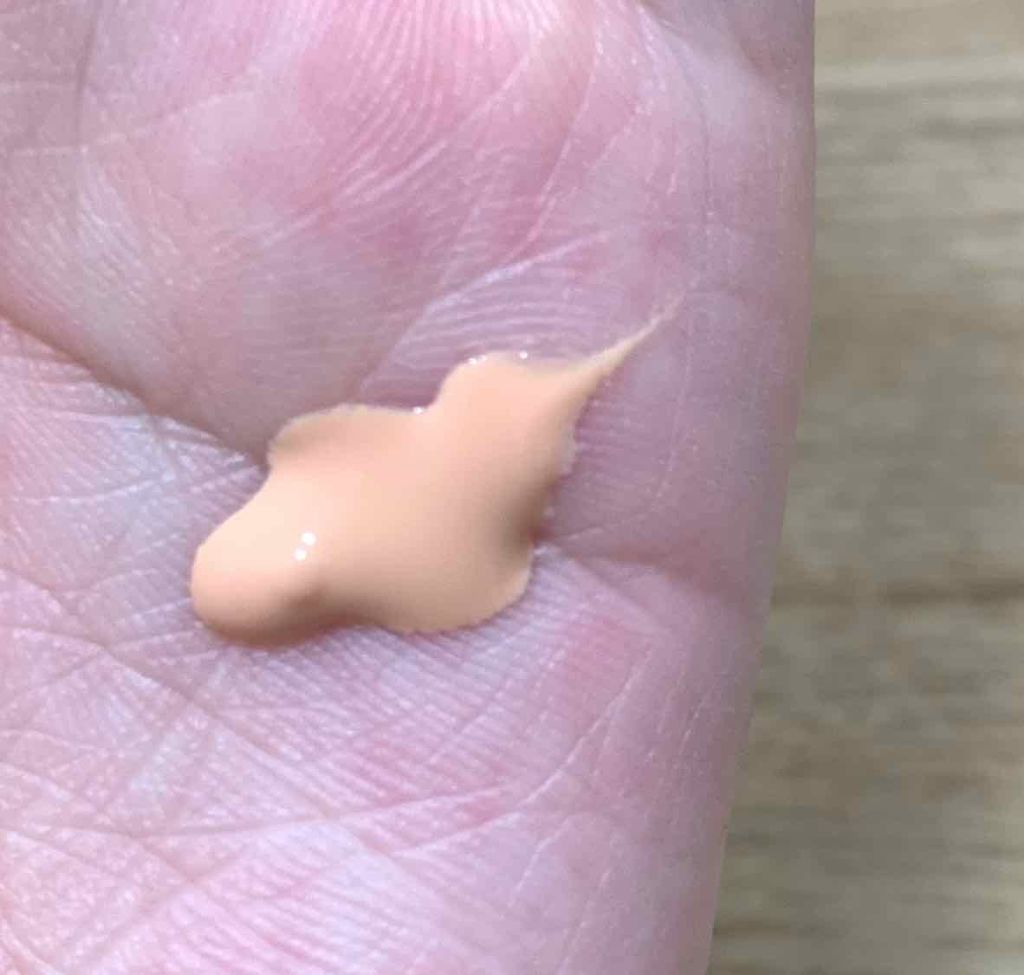 プリスティーンコンプレクションヴェール/THREE/化粧下地を使ったクチコミ（2枚目）