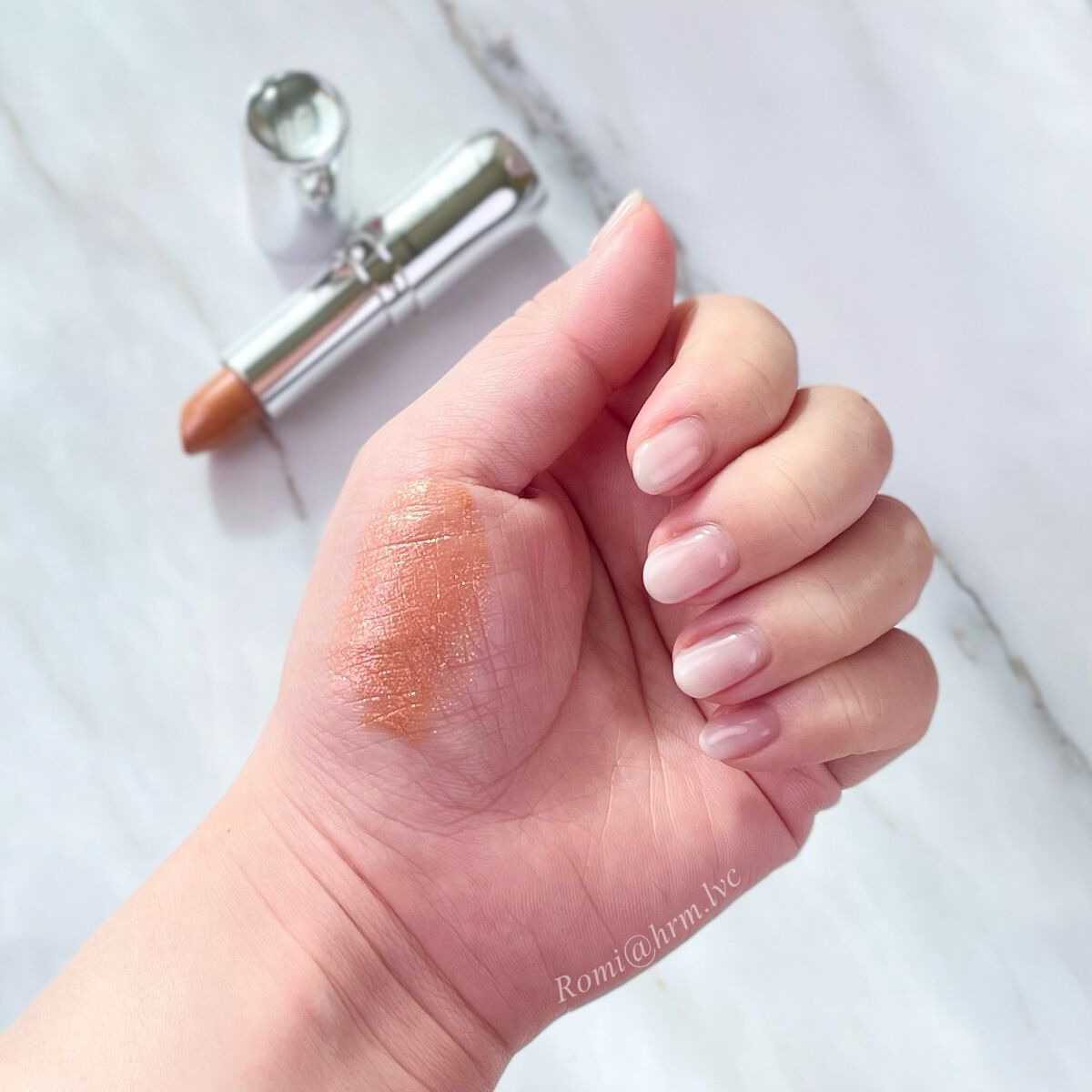 グリッタージュエルリップコレクション シトリンの煌めき/Armuje/口紅を使ったクチコミ（2枚目）