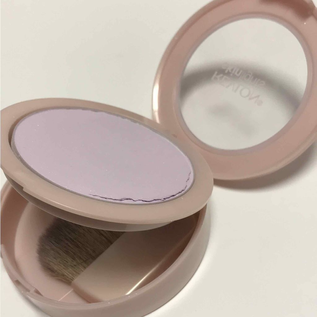 スキンライト プレスト パウダー/REVLON/プレストパウダーを使ったクチコミ(2枚目)