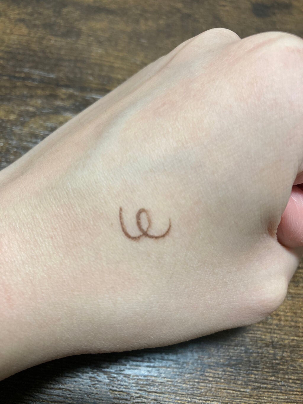 「密着アイライナー」ショート筆リキッド/デジャヴュ/リキッドアイライナーを使ったクチコミ(3枚目)