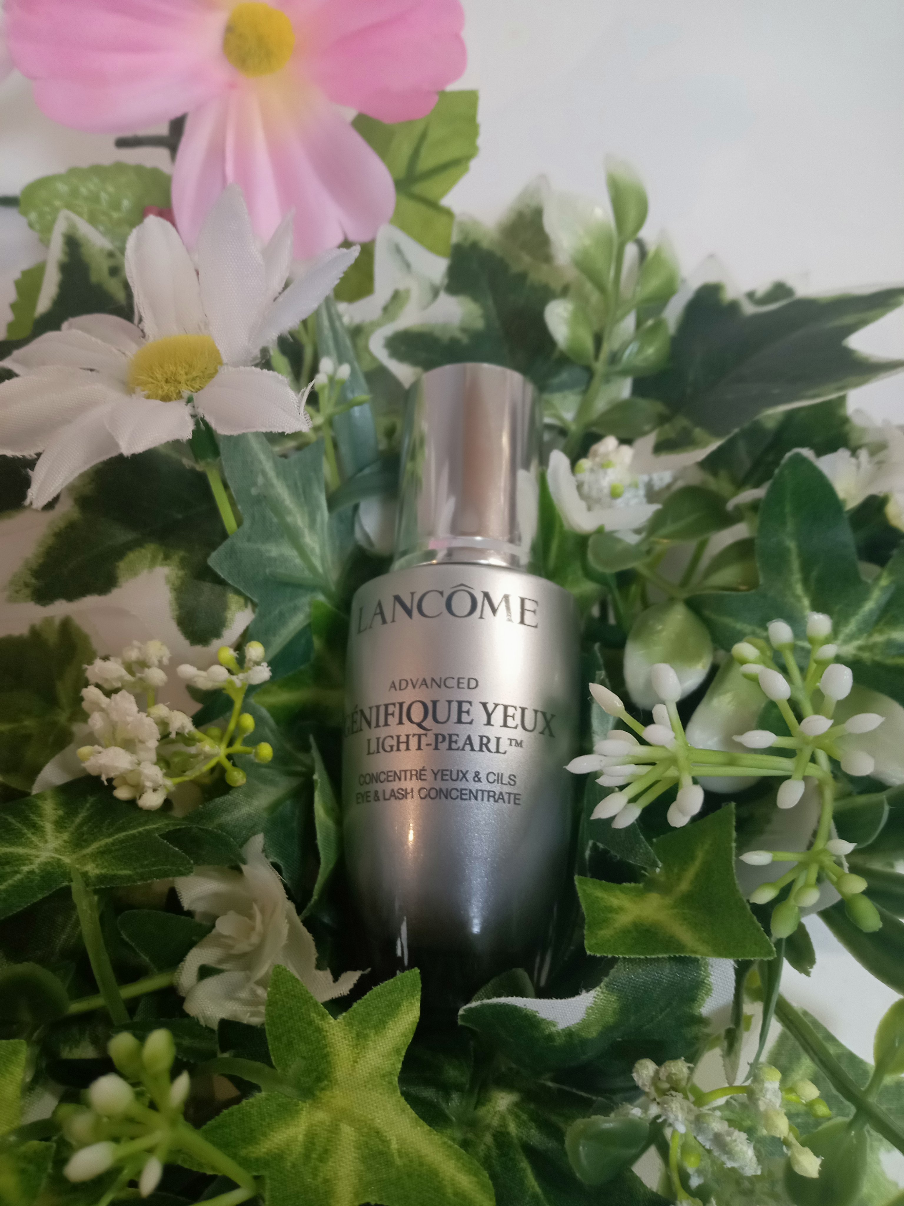 ジェニフィック アドバンスト アイセラム ライトパール アイ アンド ラッシュ/LANCOME/アイケア・アイクリームを使ったクチコミ（1枚目）