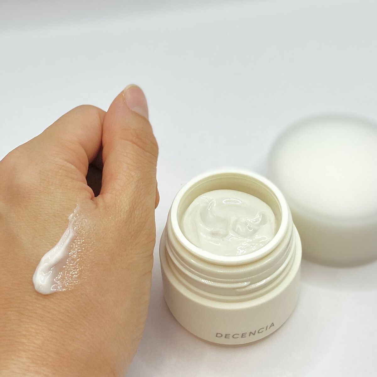 ディセンシア クリーム/DECENCIA/フェイスクリームを使ったクチコミ（3枚目）