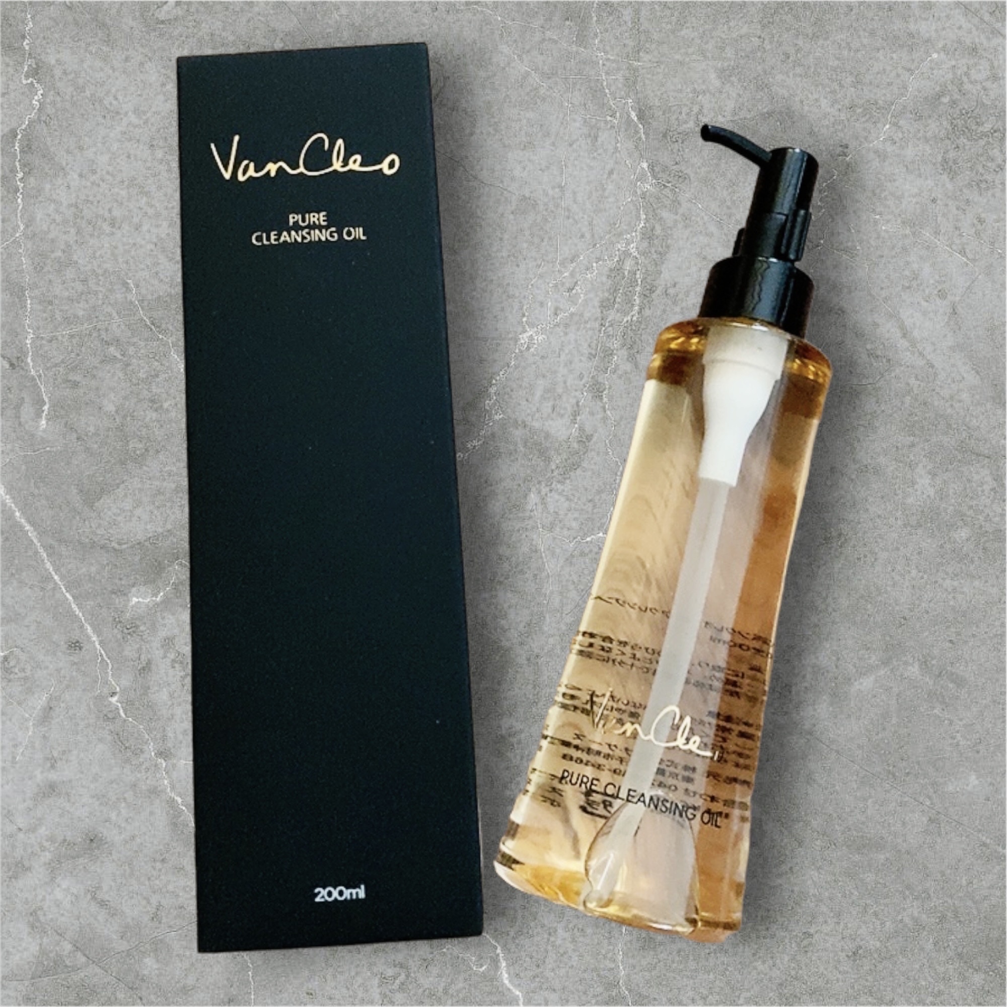 ピュアクレンジングオイル/VanCleo/オイルクレンジングを使ったクチコミ（1枚目）