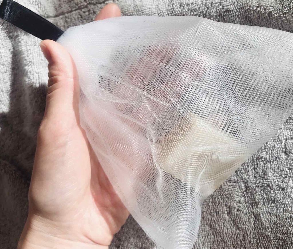 エッセンスモイストソープ/BioMedi/洗顔石鹸を使ったクチコミ（3枚目）