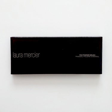 ローラ メルシエ ファンパウダー ブラシのクチコミ「#LAURAMERCIER　#ローラメルシエ

ファンパウダー ブラシ　¥3,960 (税込).....」（1枚目）