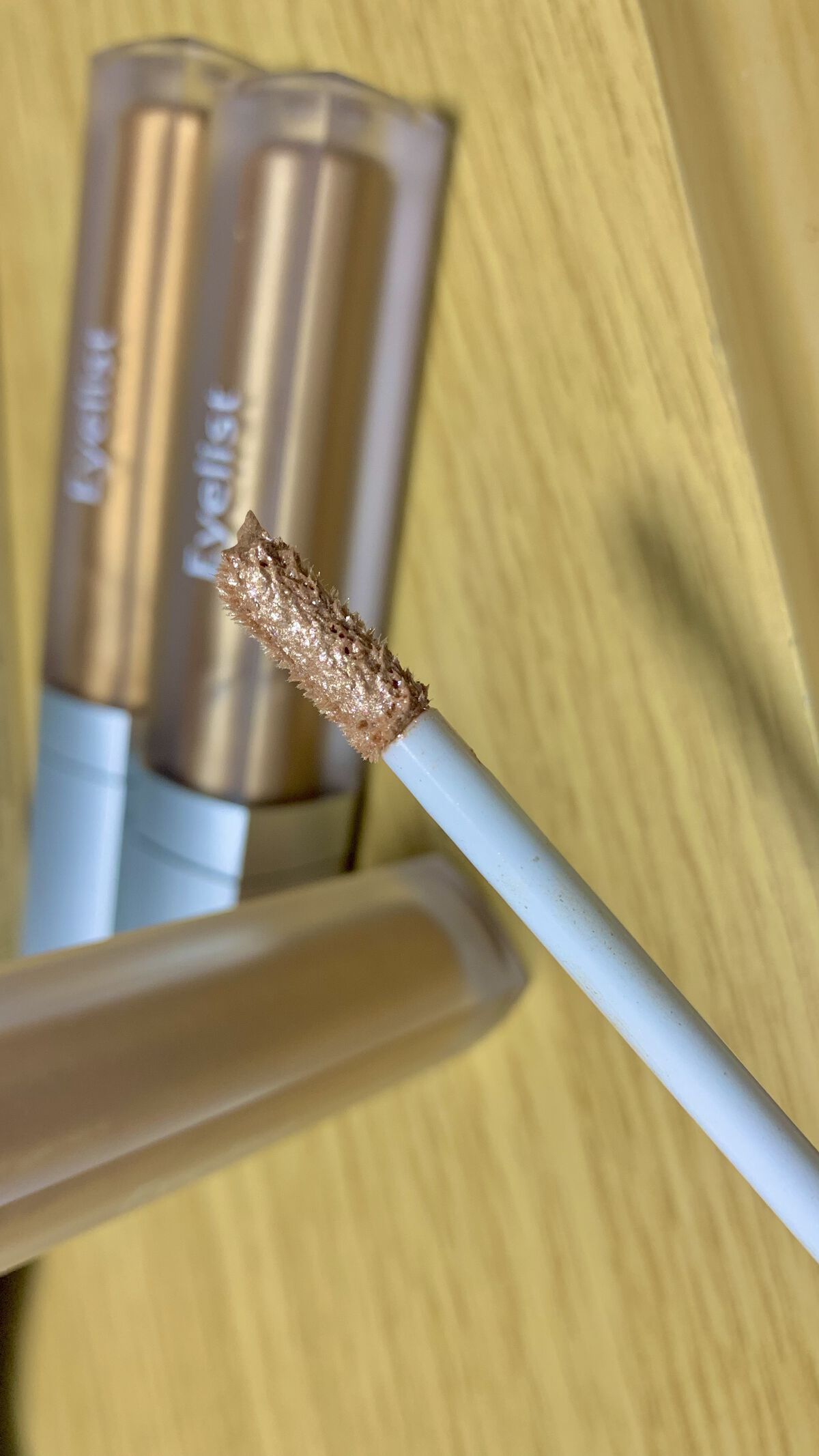 グロウシャドウ/Eyelist/リキッドアイシャドウを使ったクチコミ（1枚目）