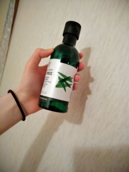 ティーツリー スキンクリアリング ボディウォッシュ/THE BODY SHOP/ボディソープを使ったクチコミ(1枚目)