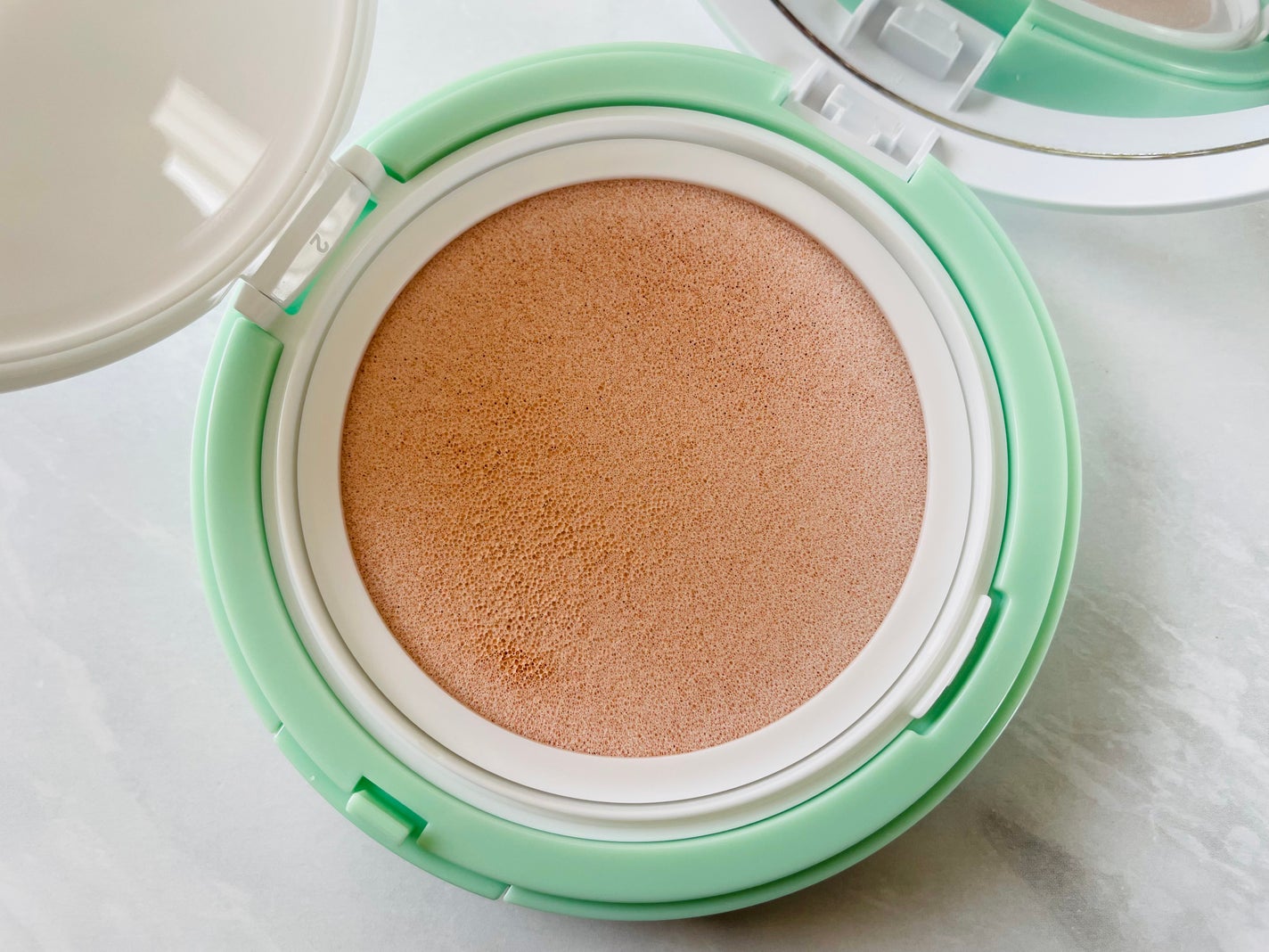 ティーツリーデイデイトーンアップサンクッション/NOWATER/日焼け止めローションを使ったクチコミ(2枚目)