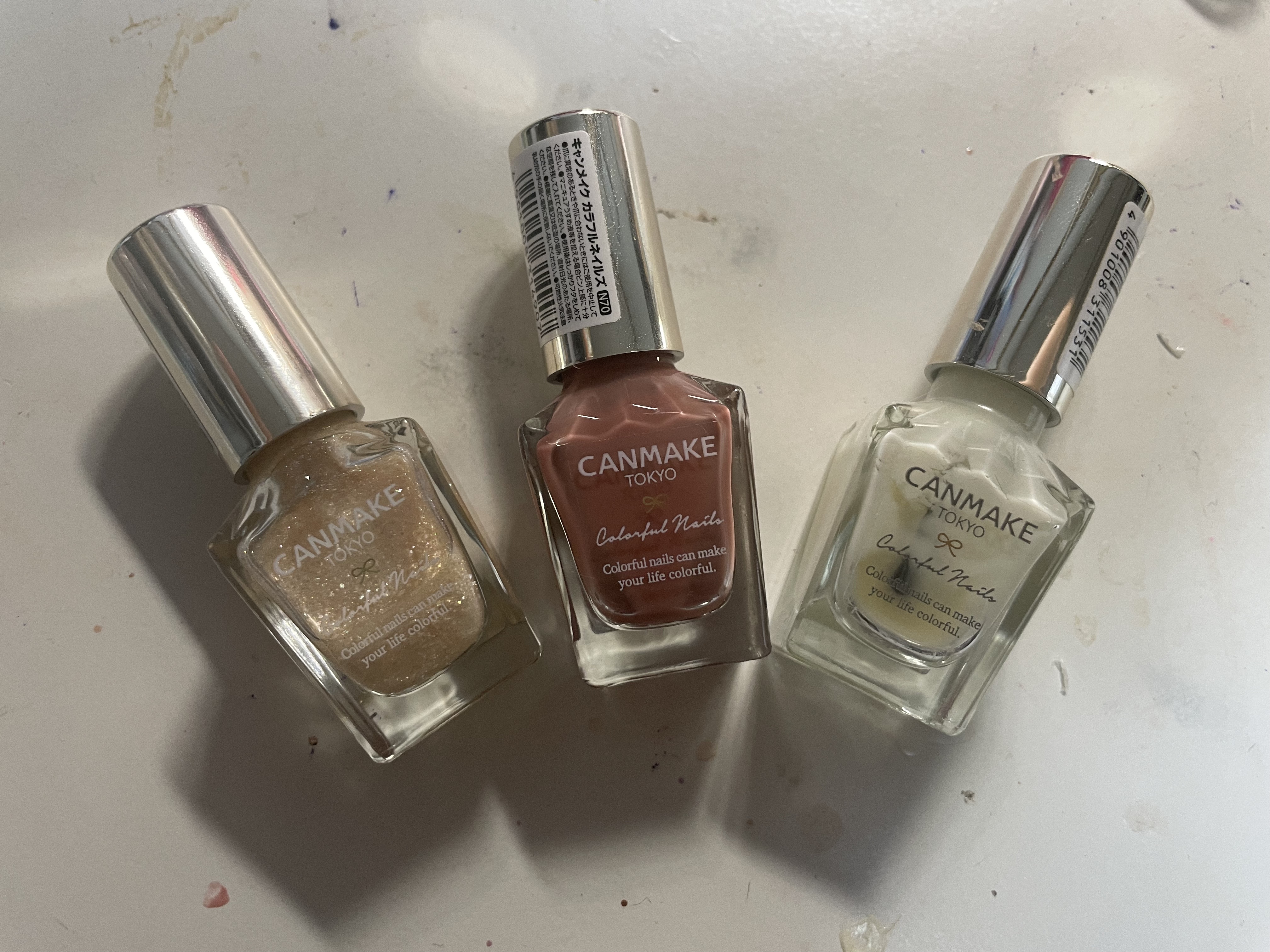 カラフルネイルズ/キャンメイク/マニキュアを使ったクチコミ（2枚目）