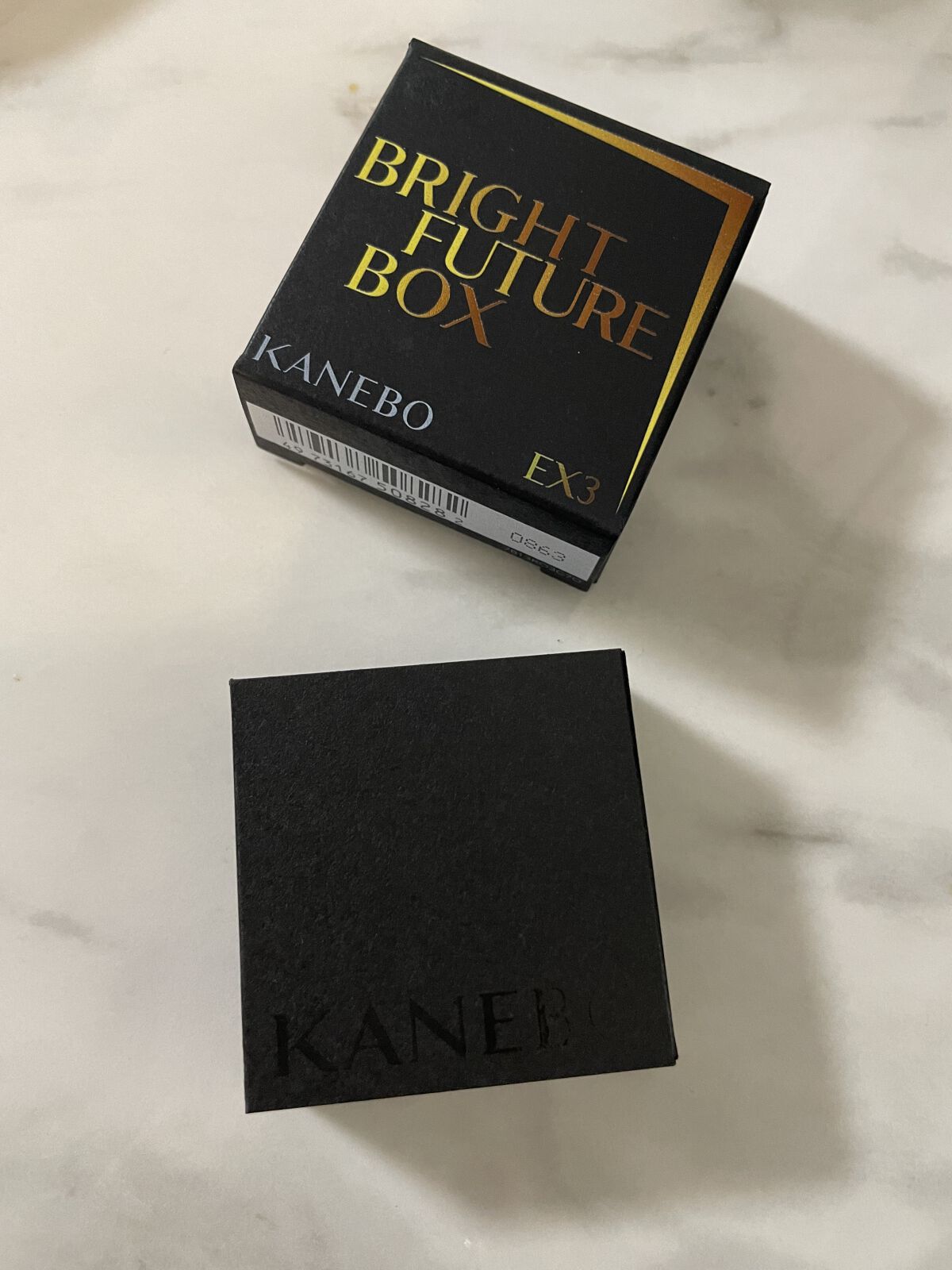 ブライトフューチャーボックス/KANEBO/単色アイシャドウを使ったクチコミ（1枚目）