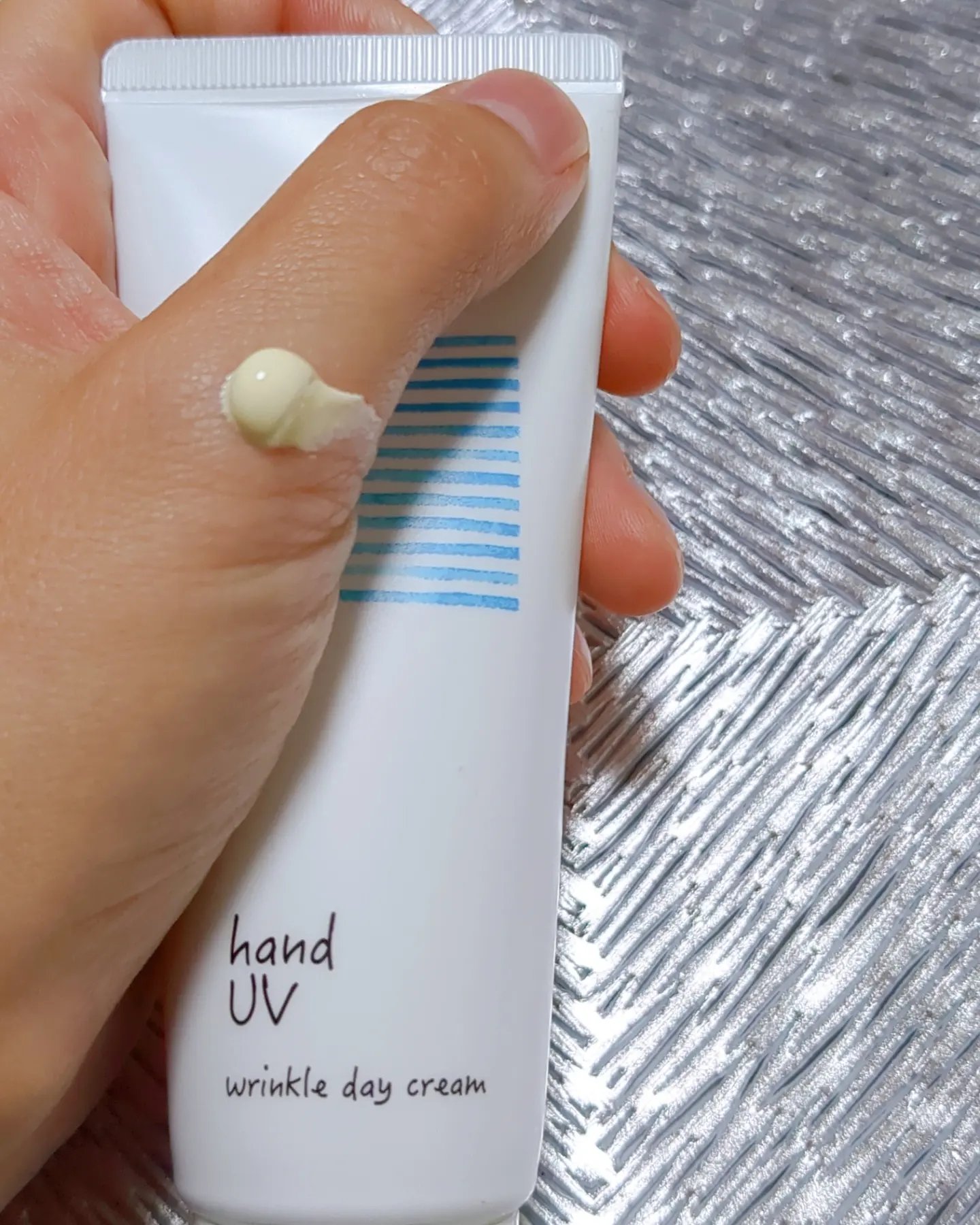 ハンド UV リンクルデイクリーム W/ナリスアップ/ハンドクリームを使ったクチコミ（2枚目）