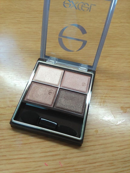 スキニーリッチシャドウ/excel/アイシャドウパレットを使ったクチコミ(2枚目)
