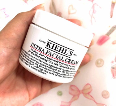 Kiehl's
キールズクリームUFC

123ｇ  7920円(税込)

もう、2度目のリピート✨
クリームの質感としては軽いです！
伸びもよく、お肌にスっと馴染んでくれます。
お肌も、ふっくらします