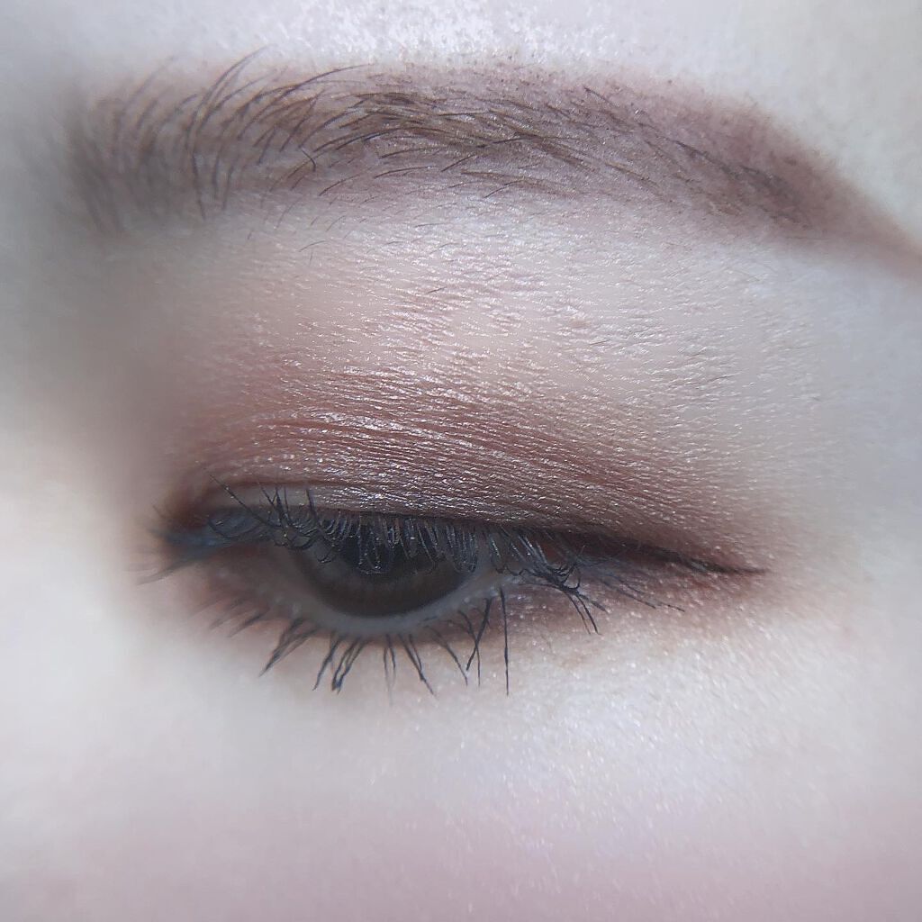 あゆみ on LIPS 「・\#todaysmake/・アイシャドウ☑@TOMFOR#ハ..」(4枚目)