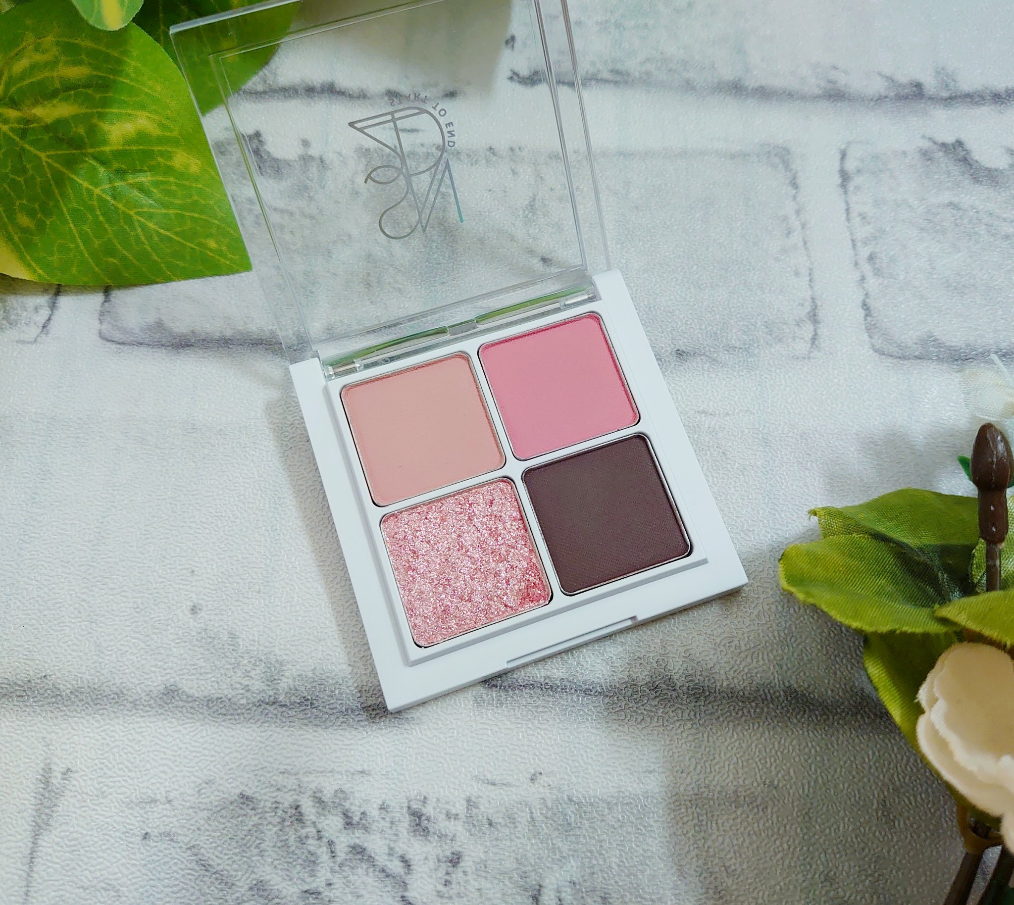 インフィニティフラター 2 ピンクムーンライト/S2ND/アイシャドウパレットを使ったクチコミ（3枚目）