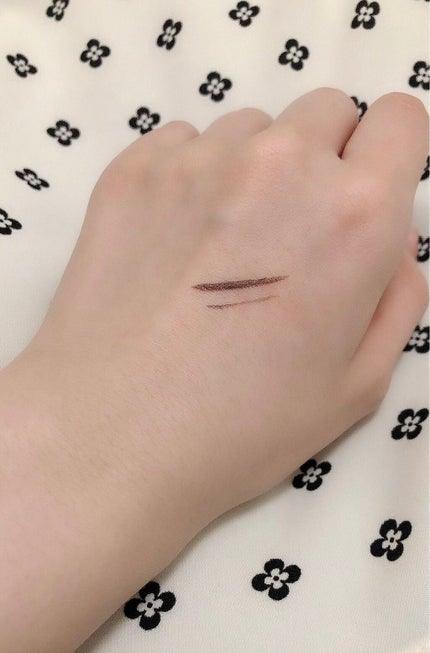 ニュアンスリキッドアイライナー/CEZANNE/リキッドアイライナーを使ったクチコミ(2枚目)