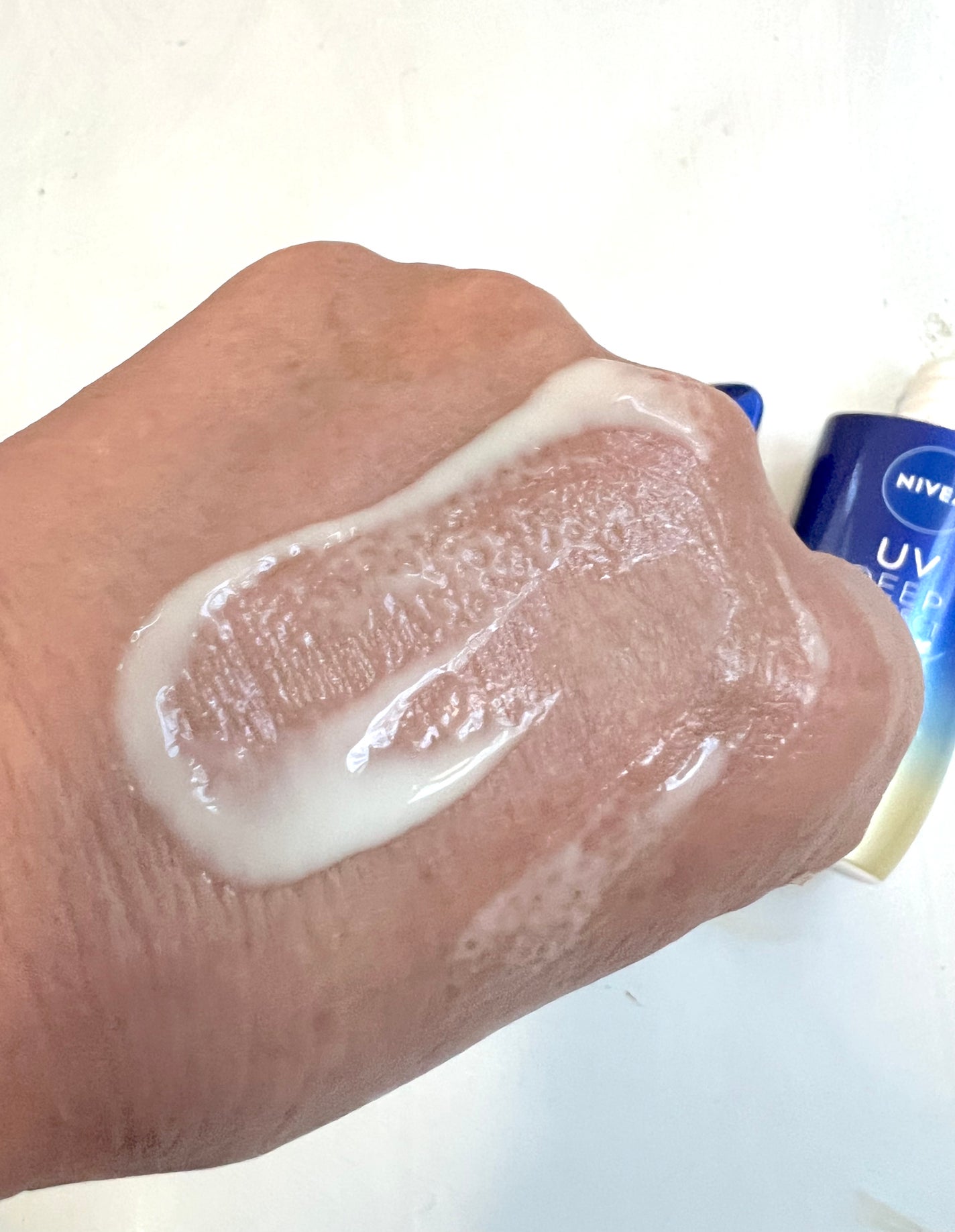 ミスクレオ on LIPS 「ニベア花王からいただきました.SPF50+・PA++++の紫外..」(5枚目)