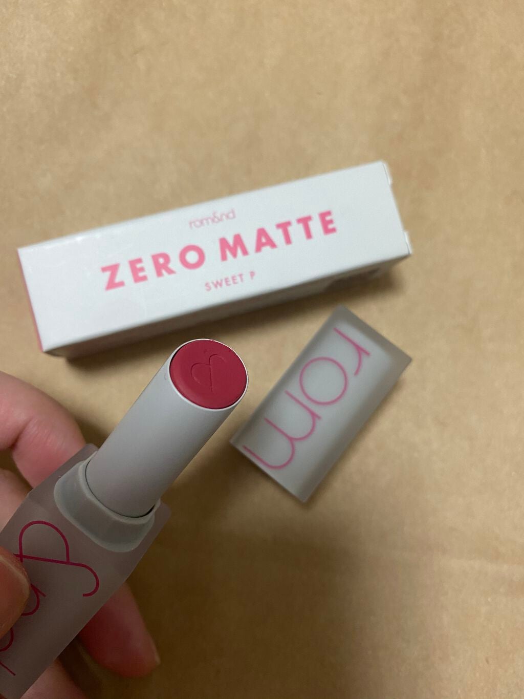 ゼログラムマットリップスティック/rom&nd/口紅を使ったクチコミ(2枚目)