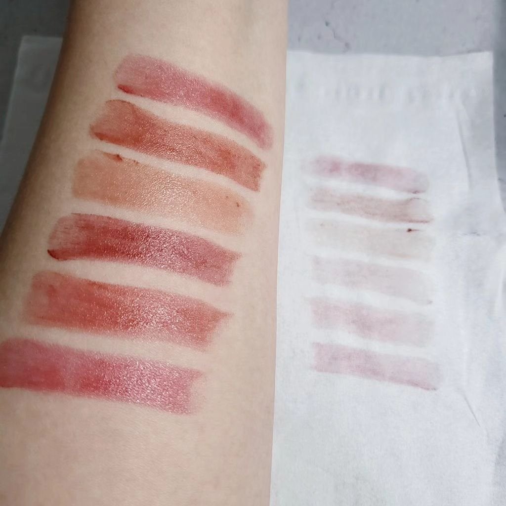 アクアエッセンスリップ/VEECCI/リップクリームを使ったクチコミ(4枚目)