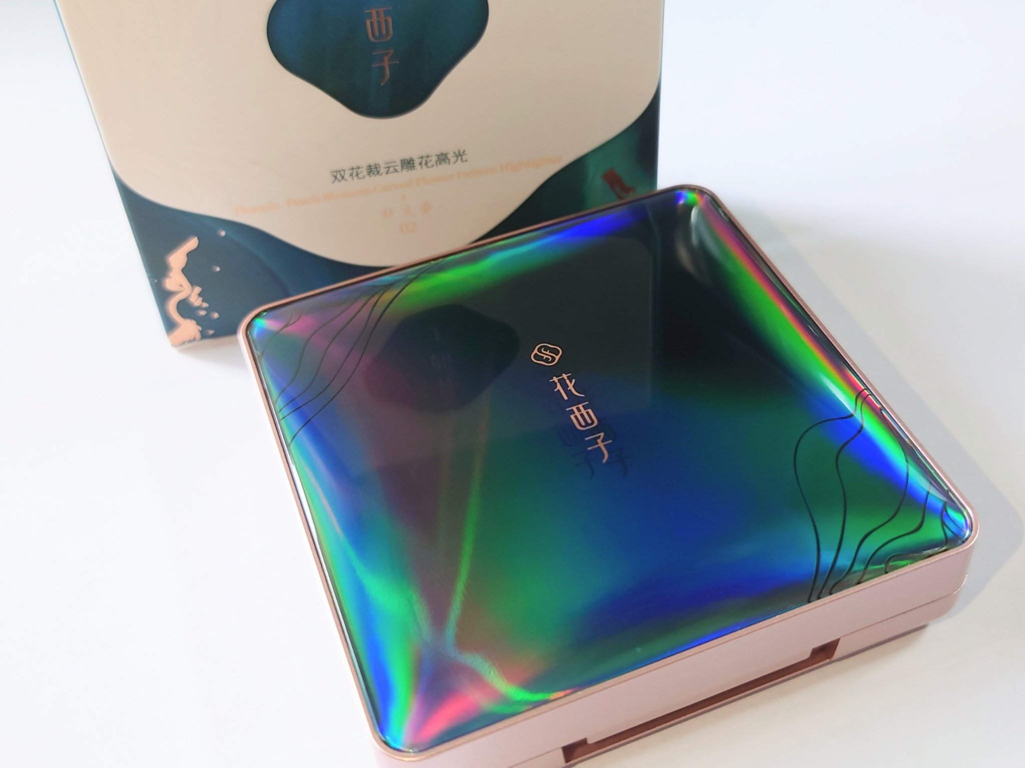 双花彫刻 ハイライト 02 パールピンクゴールド/花西子/パウダーハイライトを使ったクチコミ（1枚目）